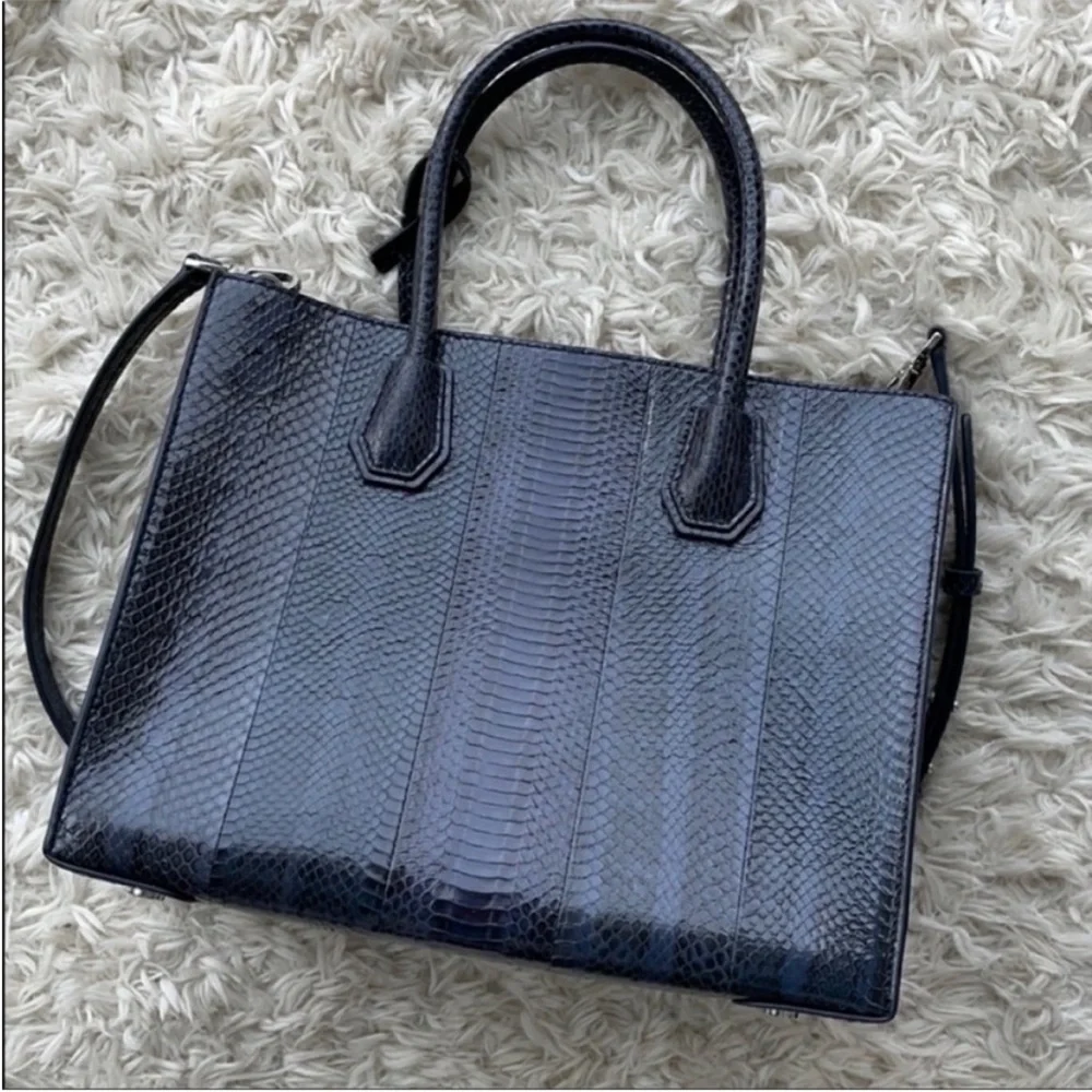🆕 Michael Kors Mercer‎ Handbag